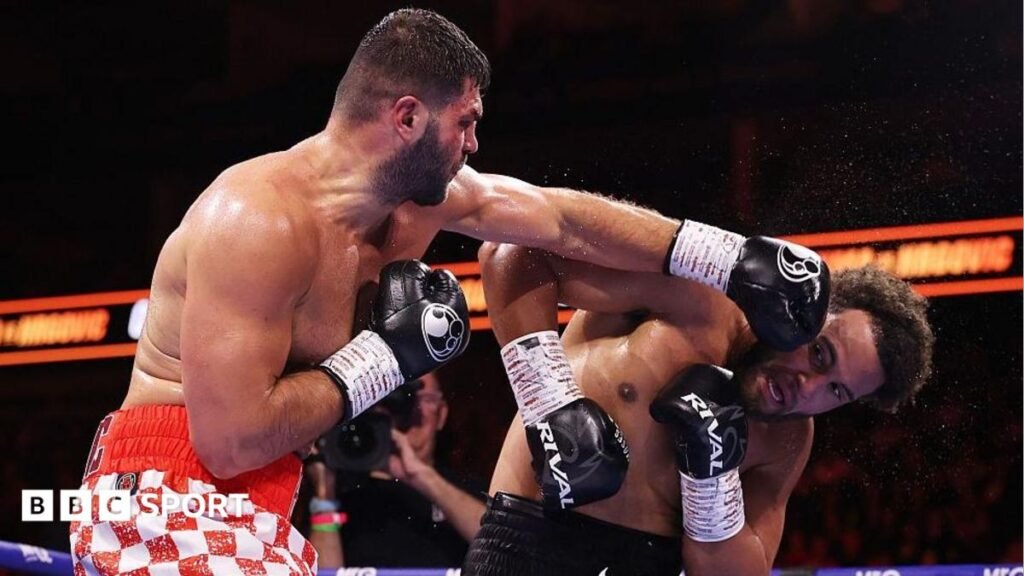 Filip Hrgovic lands a punch on Moses Itauma