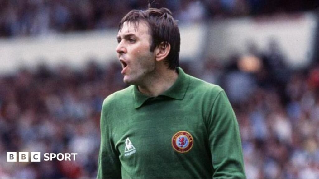Jimmy Rimmer playing for Aston Villa