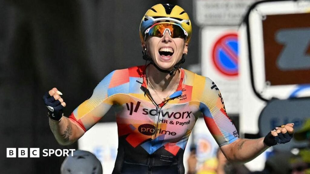 Lorena Wiebes sprints to Tour de France Femmes stage one win Lorena Wiebes celebrating