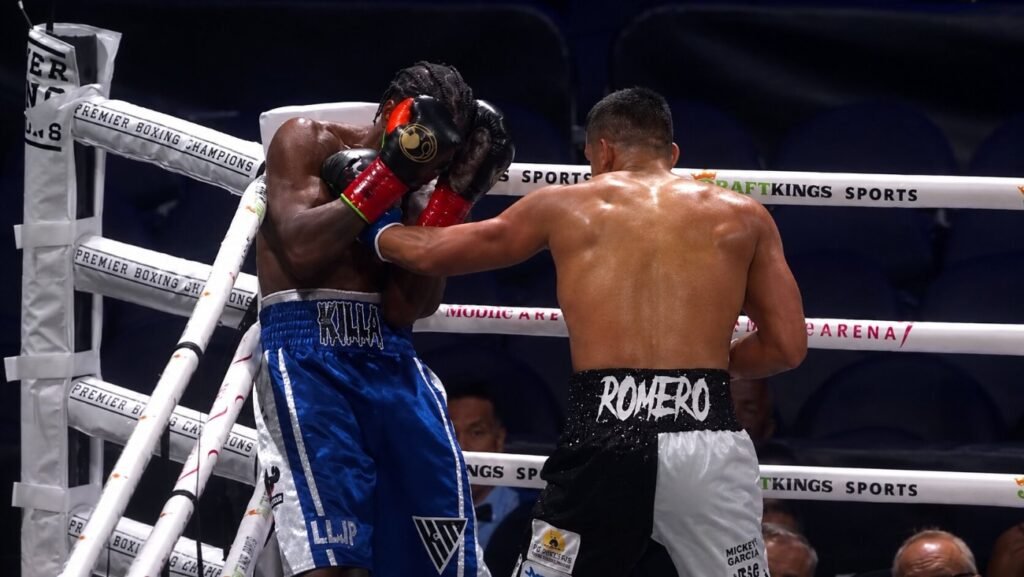 Image: Marco Romero Destroys Kahlil Mitchell in First Round