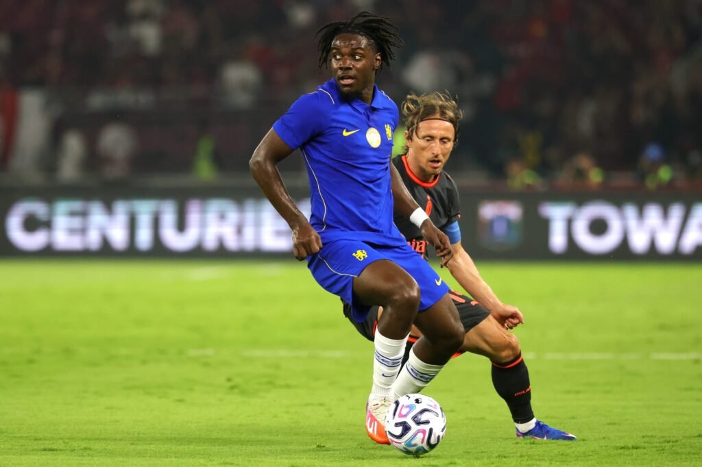 Romeo Lavia talks about working with Xabi Alonso Romeo Lavia of Chelsea FC controls the ball against Luka Modric of AC Milan during the pre-season friendly between Chelsea FC and AC Milan