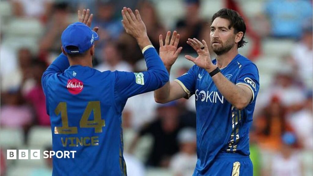 Richard Gleeson celebrates after taking a wicket for MI London against Birmingham Phoenix