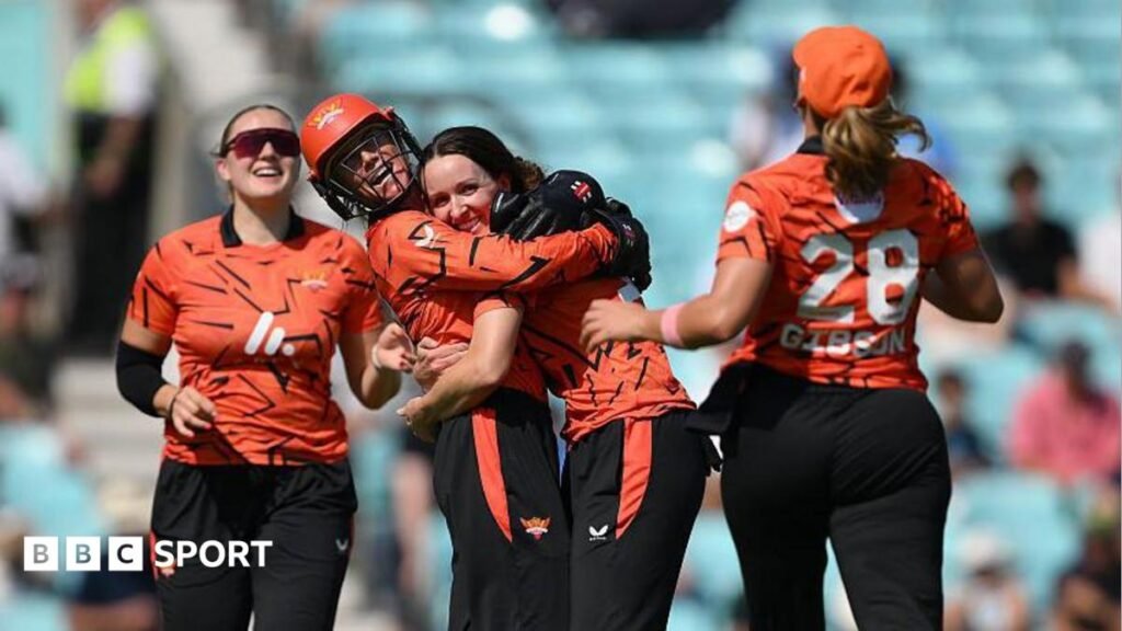 Kate Cross and Sunrisers Leeds celebrate a wicket v Southern Brave