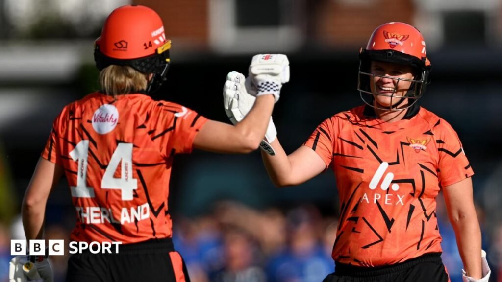 The Hundred 2026 results: Sunrisers Leeds edge past London Spirit for crucial win BBC Sport microphone and phone