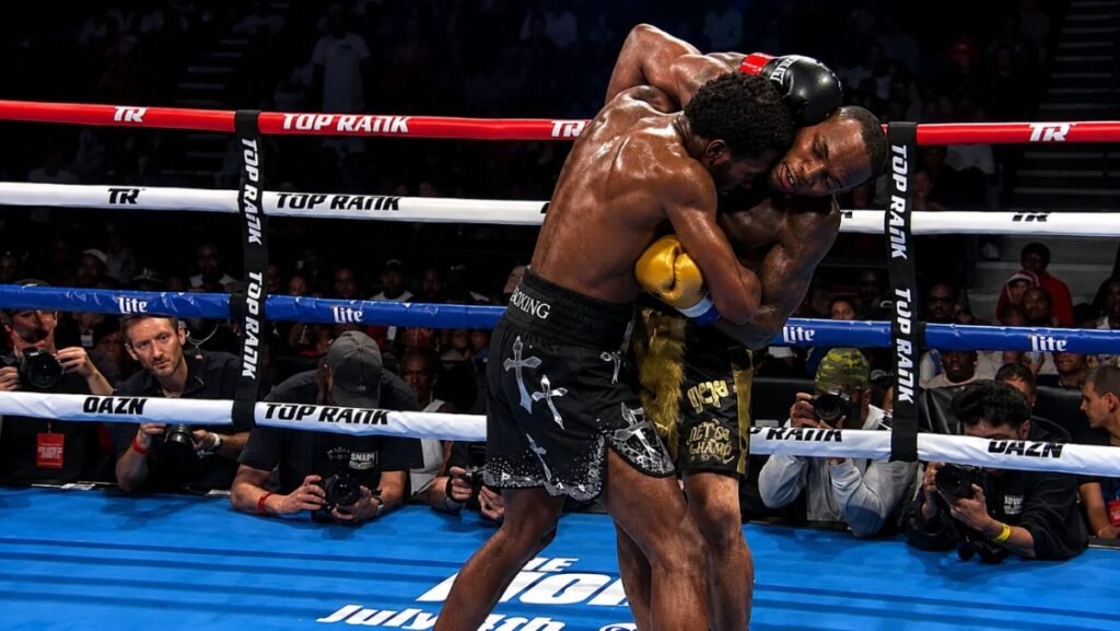 Tim Bradley Questions Keyshawn Davis’ Belief Against Haney Tim Bradley Questions Keyshawn Davis’ Belief Against Haney