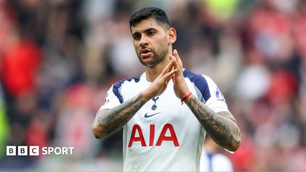 Tottenham transfer news: Atletico Madrid agree deal for Tottenham’s Cristian Romero Cristian Romero applauds while playing for Tottenham
