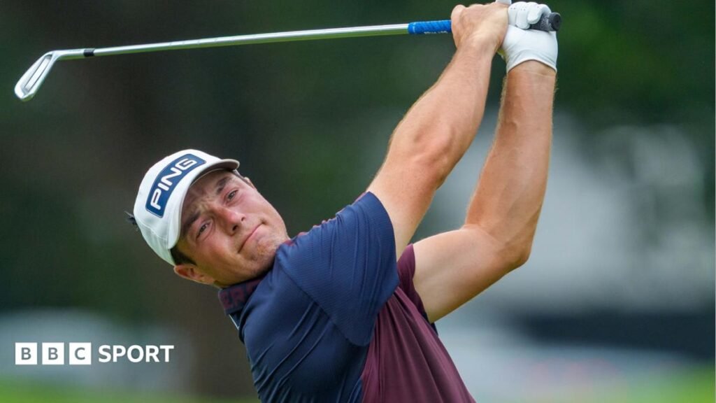 Tour Championship: Viktor Hovland in tie for lead heading into weekend Viktor Hovland