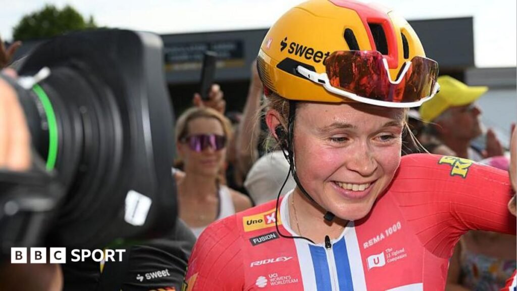 Tour de France Femmes 2026: Sigrid Haugset takes shock stage win Sigird Haugset celebrates winning stage three of the Tour de France Femmes