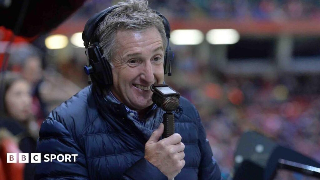 Welsh Rugby Union: Former Wales captain Davies calls for board to step down Jonathan Davies with a microphone