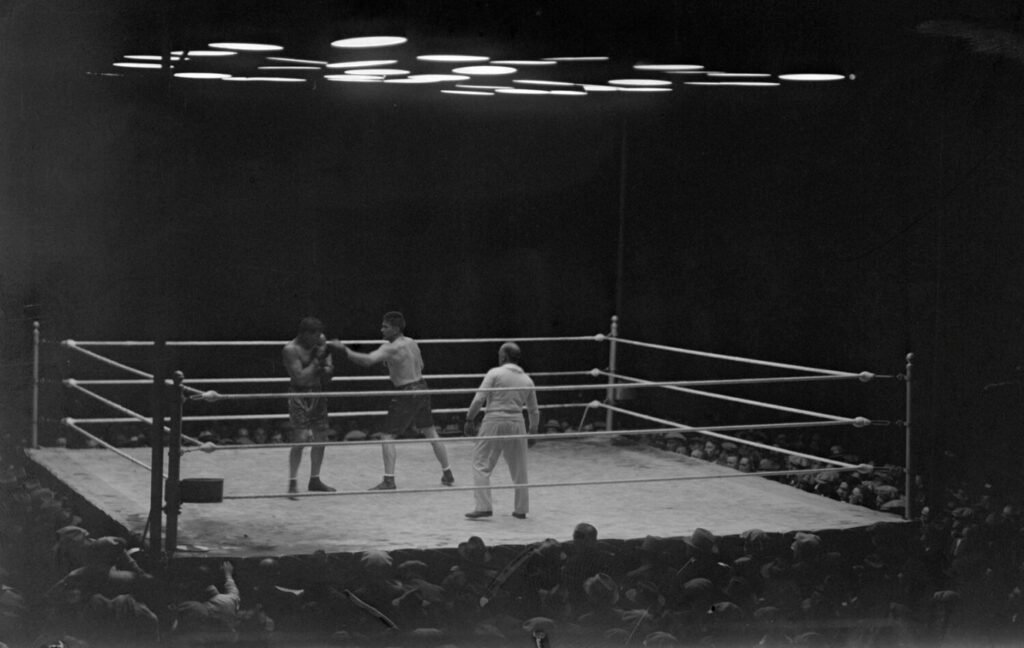 Gene Tunney Made Jack Dempsey Chase His Title Image: Gene Tunney Made Jack Dempsey Chase His Title
