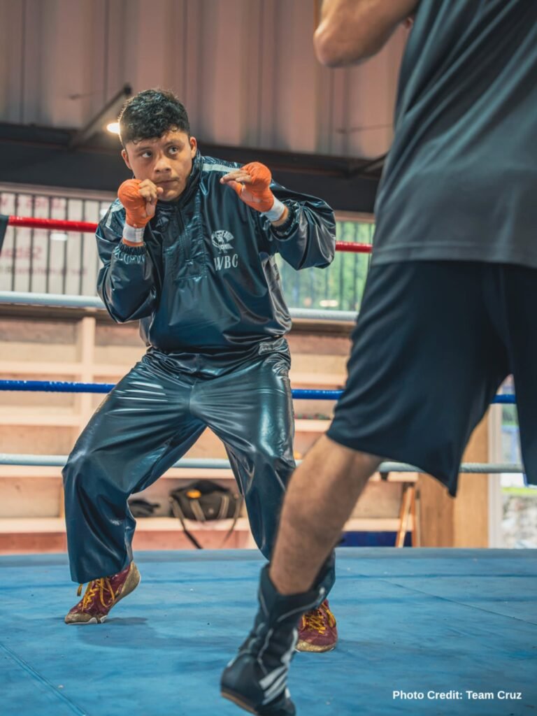 Image: Isaac Cruz Risks Ryan Garcia Payday Against Bravo
