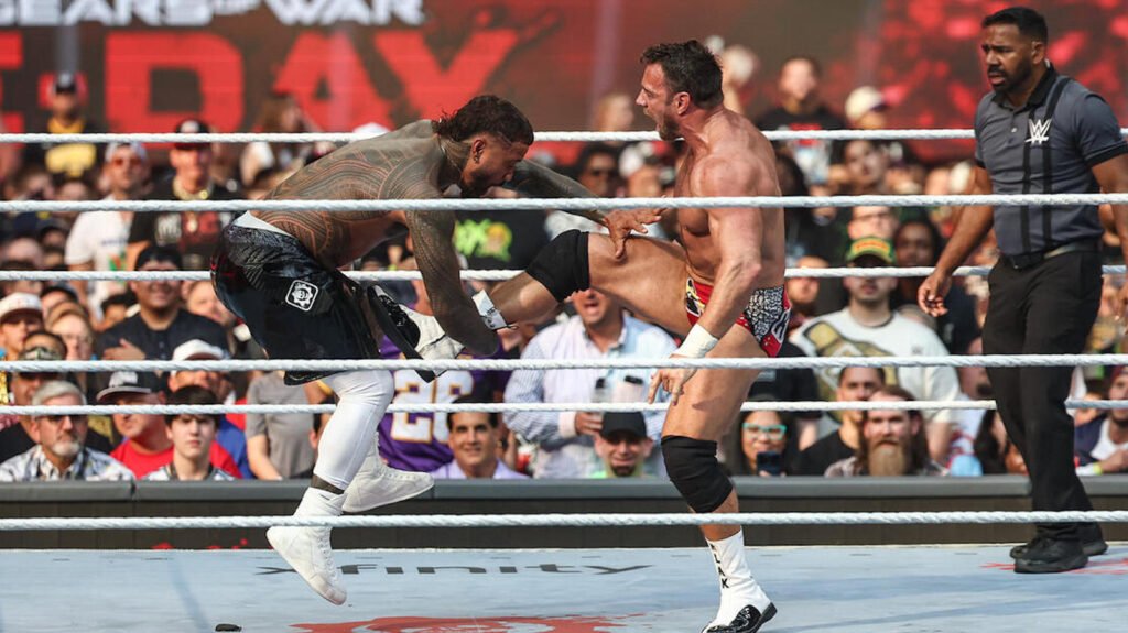 LA Knight Drops Roman Reigns After WWE Raw, Will Challenge For World Title At MITB LA Knight Drops Roman Reigns After WWE Raw, Will Challenge For World Title At MITB