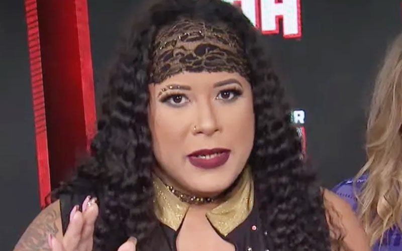 Nyla Rose Fires Back at Fan Who Called Her a “Mentally Deranged Man” Nyla Rose Fires Back at Fan Who Called Her a “Mentally Deranged Man”