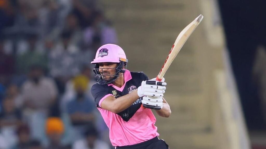 WATCH: Shubman Gill cleaned up cheaply in Sher-e-Punjab T20 League WATCH: Shubman Gill cleaned up cheaply in Sher-e-Punjab T20 League