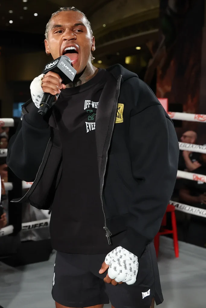 Abass Baraou BEATS Hometown Hero Santillan, Takes WBO Title