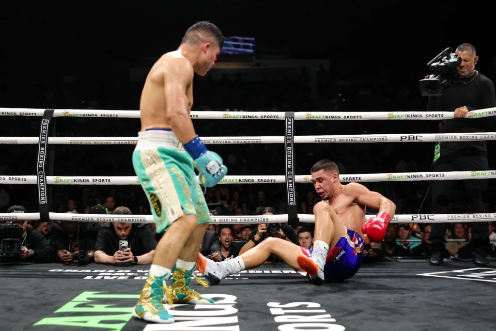 "Pitbull" Cruz sinks his teeth into crushing victorty over Nestor Bravo Abass Baraou BEATS Hometown Hero Santillan, Takes WBO Title
