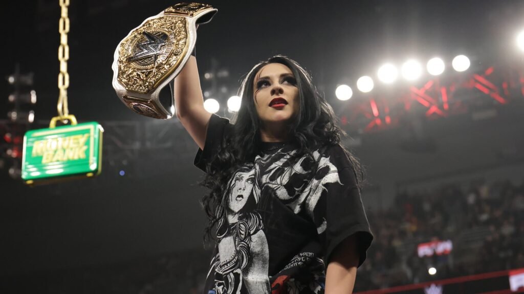 No Contest Raw Main Event Leads To Triple Threat At MITB No Contest Raw Main Event Leads To Triple Threat At MITB