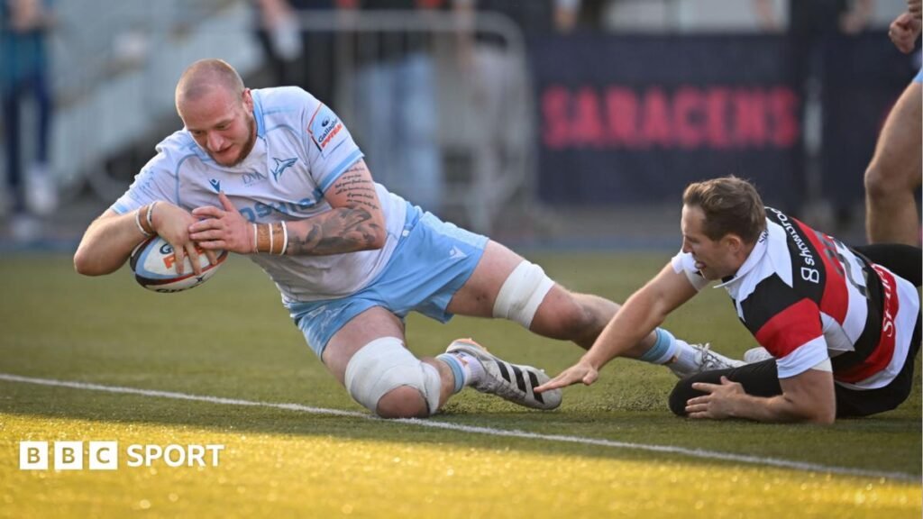The Prem: Saracens 17-21 Sale: Sharks beat Sarries despite red card The Prem: Saracens 17-21 Sale: Sharks beat Sarries despite red card