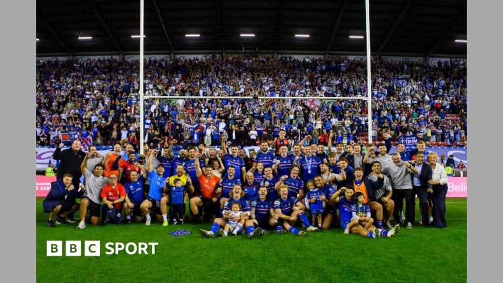 Wakefield Trinity: Legends status up for grabs in first Grand Final occasion Wakefield's Championship winning side of 1967 poses with the trophy in the dressing room while clutching bottles of beer and other alcohol as a celebration